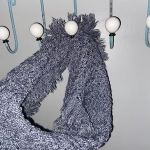 🆕 blue/gray infinity scarf